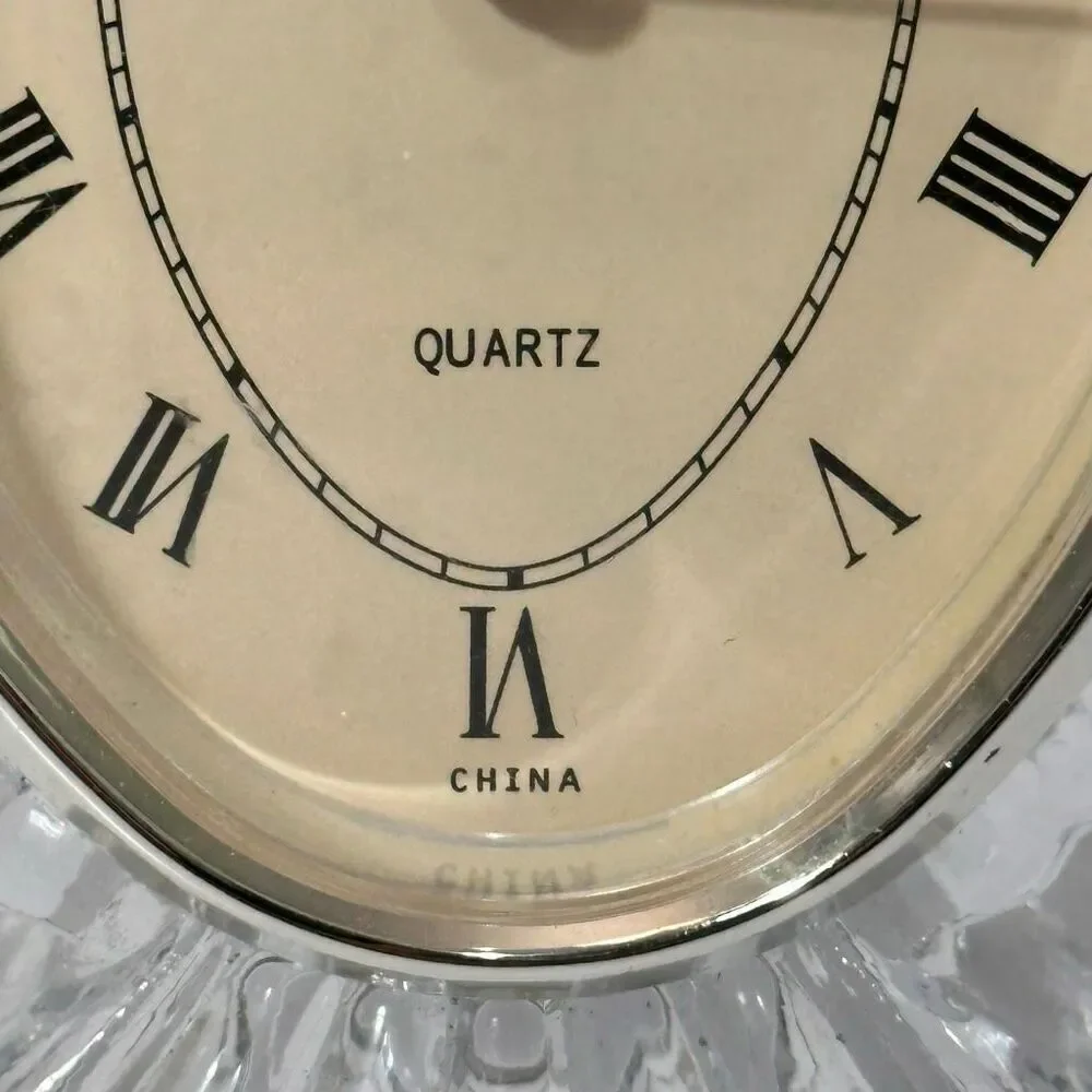 Oval Fifth Avenue Crystal Ltd Quartz Desk Clock w/ Roman Numerals & Clear Glass